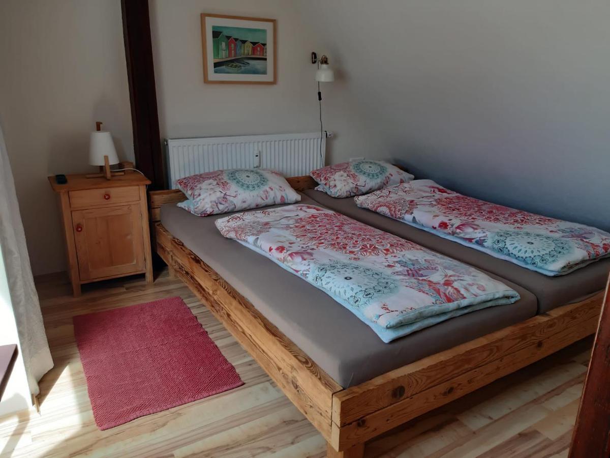 Giebelzimmer Mit Weinbergblick Штеттен Экстерьер фото